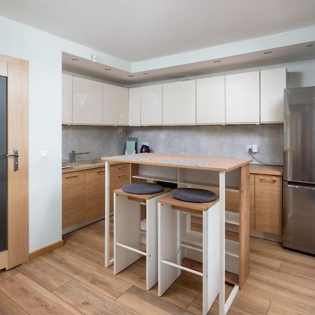 Apartamento Apartament Albatros 75m z ogródkiem Varsovia Exterior foto